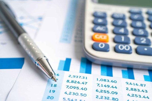 Maximisez vos épargnes avec une calculatrice de compte à terme progressif